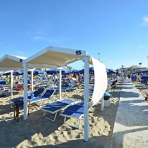 - Enjoy Your Summer - Con Parco Acquatico Incluso Riccione