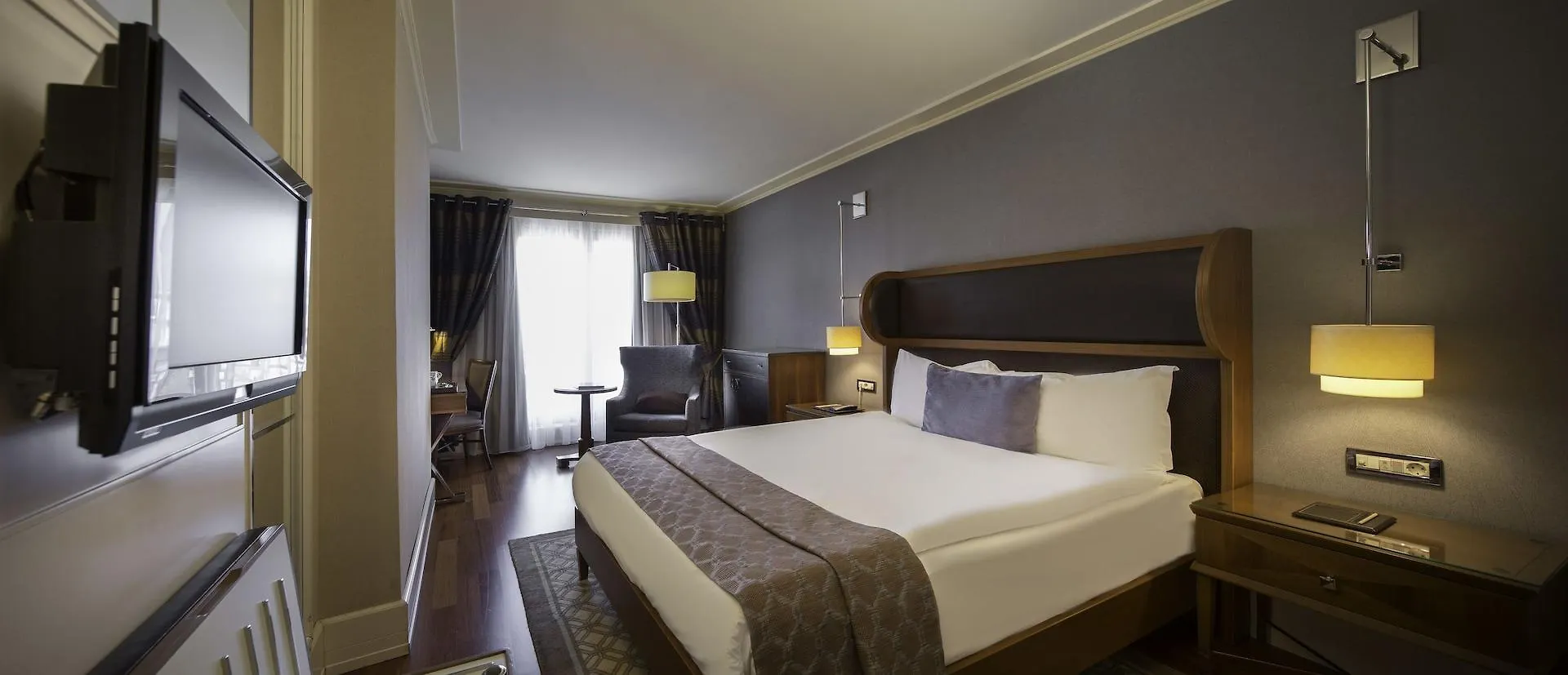 Titanic City Taksim Istanbul Hotel