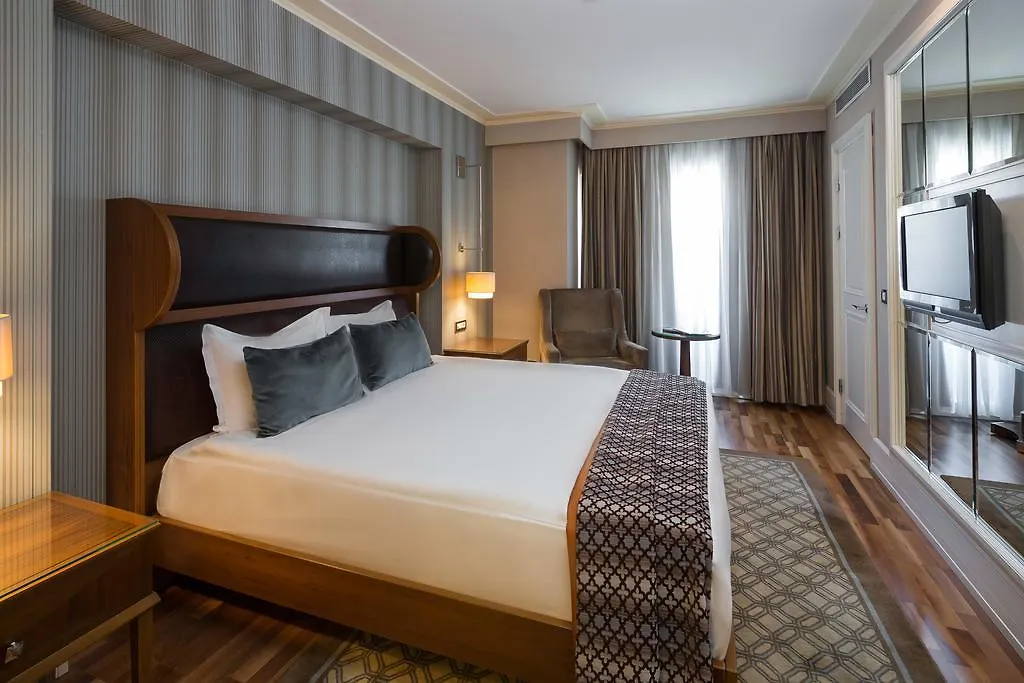 Titanic City Taksim Κωνσταντινούπολη 4*,