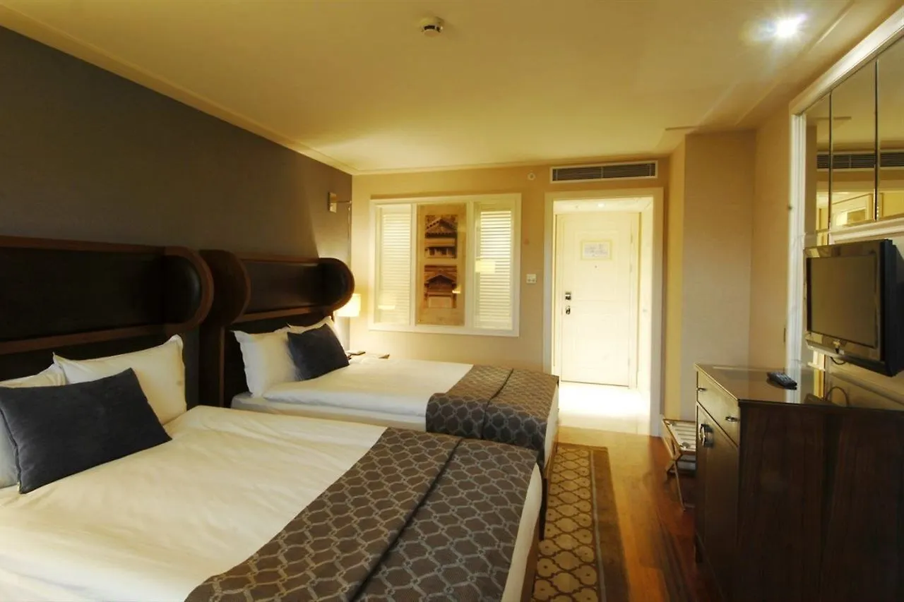Titanic City Taksim Istanbul Hotel