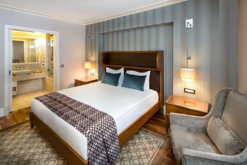 Hotel Titanic City Taksim Istanbul