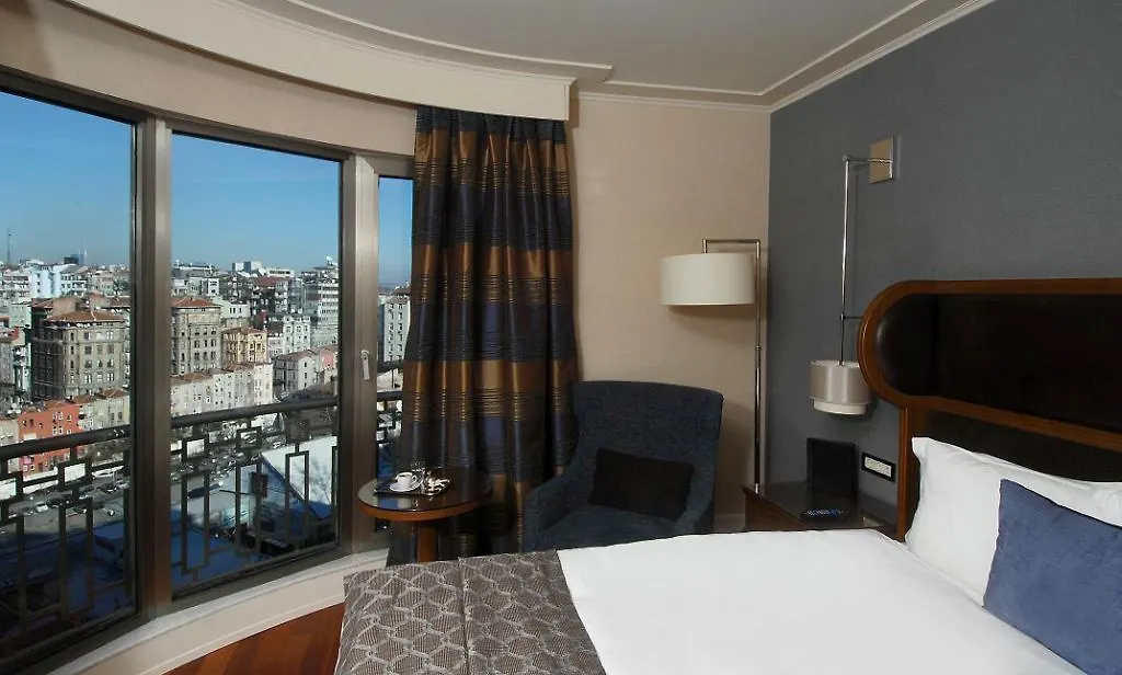 Titanic City Taksim Istanbul 4*,